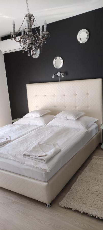 Ikon Apartman Хайдусобосло Экстерьер фото