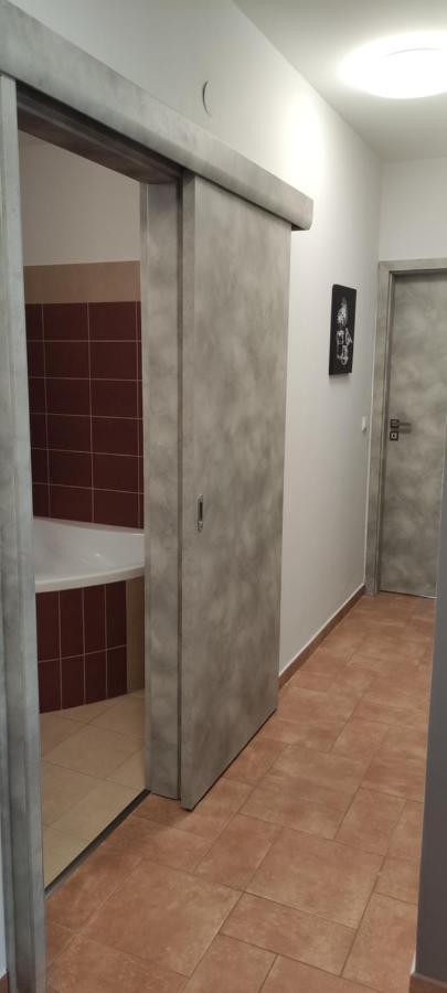 Ikon Apartman Хайдусобосло Экстерьер фото