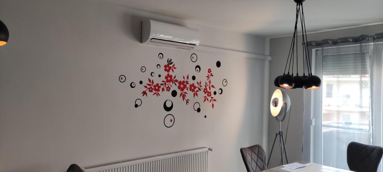 Ikon Apartman Хайдусобосло Экстерьер фото