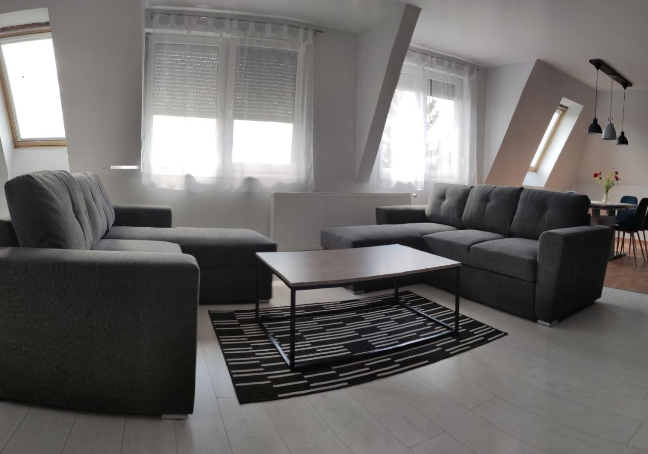Ikon Apartman Хайдусобосло Экстерьер фото